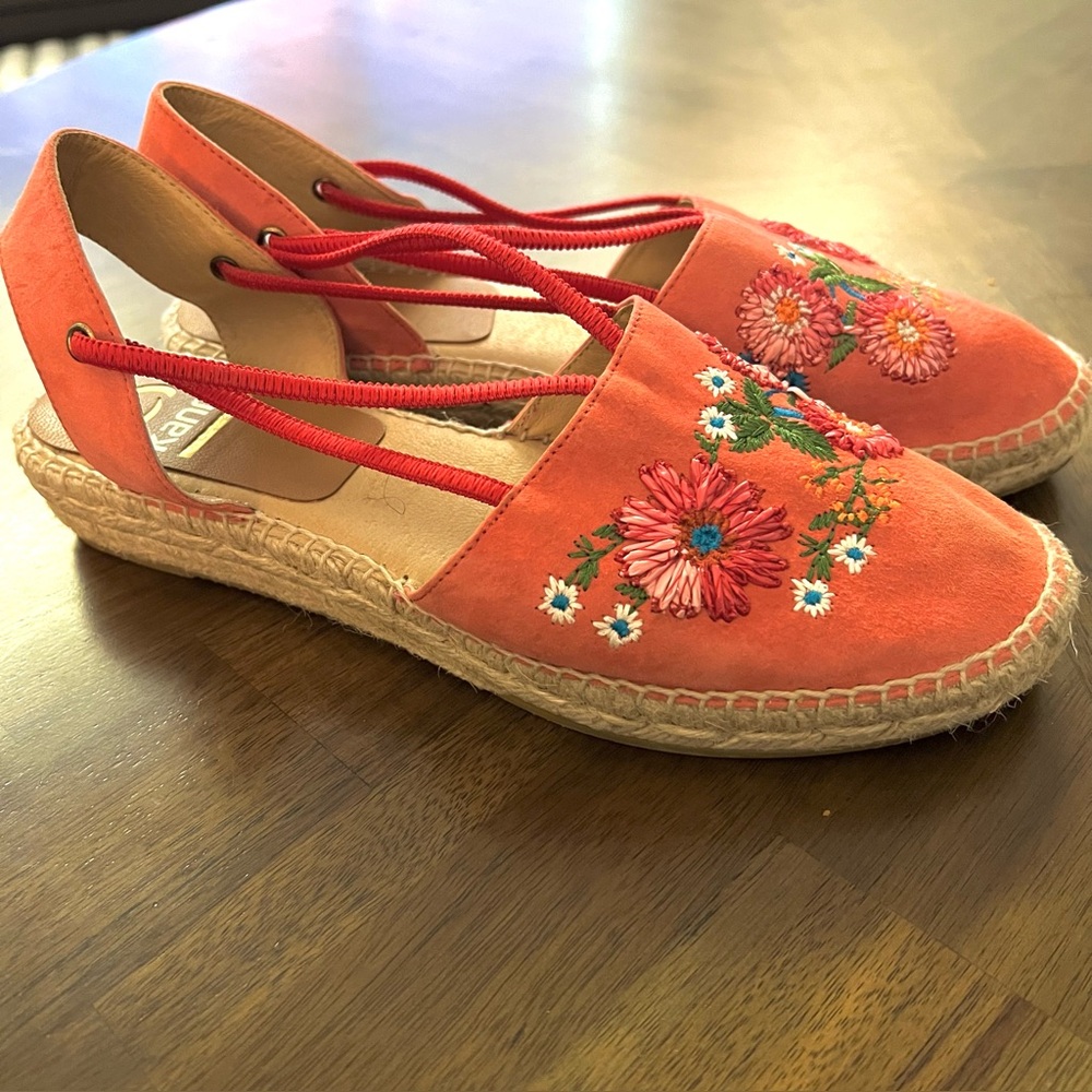 Kanna Elissa Floral Embroidered Coral Espadrille Wedge Sandals Size 9-9.5 (40) - Picture 10 of 15